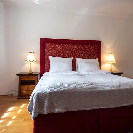 Herga Wine Estate - Nest Above Wine Cellar - بيت ضيافة