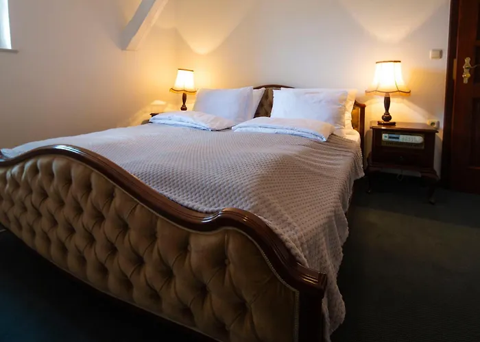 Herga Wine Estate - Nest Above Wine Cellar - *